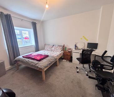 2 Bed Flat, Overnhill Road, BS16 - Photo 5