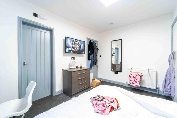 4 bedroom house to rent - Photo 1