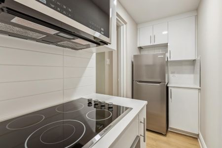 Clarence Street Apartments - Photo 5