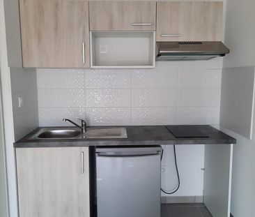 Location Appartement 2 pièces 40m² ROQUES 31120 - Photo 2