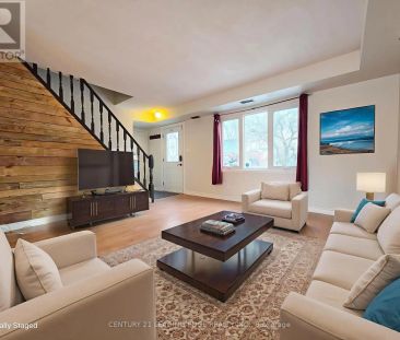 342 PASADENA DRIVE - Photo 1