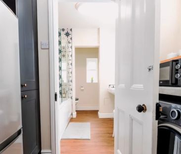 3 Bed 2 Bath - Photo 6