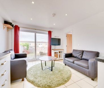 £753 p/w (£3,263 pcm) - Photo 4