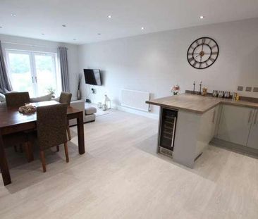 Brookwood, Woking, GU24 - Photo 4