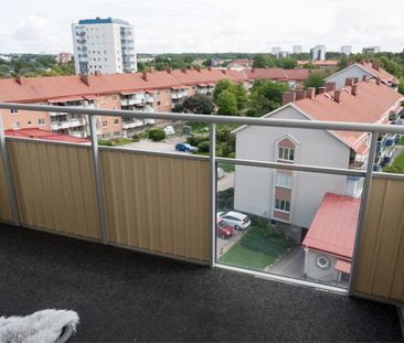 Västerås - 1rok - tillsv - 7.500kr/mån - Photo 5