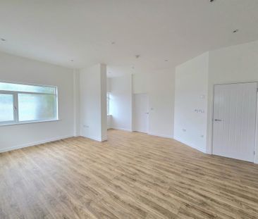 2 bedroom semi-detached bungalow to rent - Photo 6