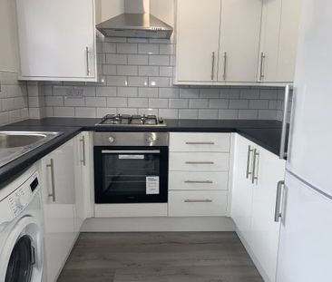 Kings Drive, L25 - Photo 2