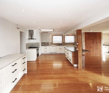 This 3-bedroom home will not last long! - Photo 1