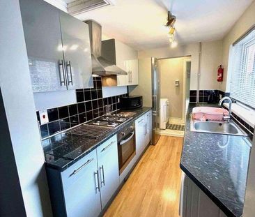 3 bedroom house share to rent - Photo 4