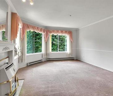 Spacious 55+ Condo with Elevator Access - Photo 6