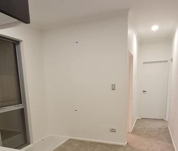 Stunning 2 Bedroom Granny in Flat Bush - Photo 6