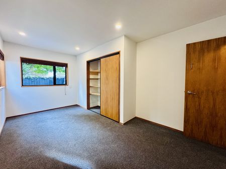 73 Corfe St, Ilam - Photo 2