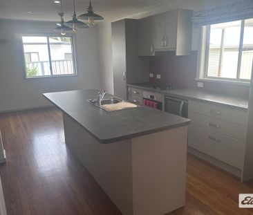 Elegantly Renovated Home + Separate Granny Flat – Dual Living Oppor... - Photo 5
