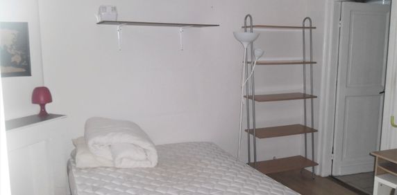 Location Appartement 2 pièces 30m² LILLE 59800 - Photo 2