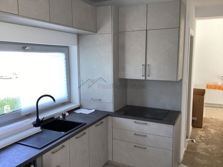 Casa etaj , 3 camere Frumusani de inchiriat Titan, Bucuresti - Fotografie 3