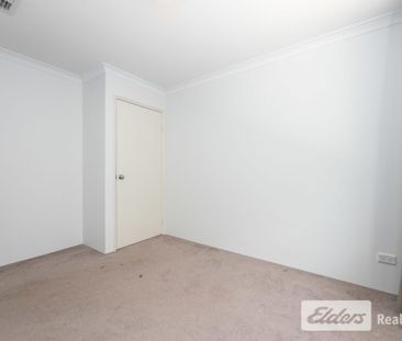 Comfortable Living in a Quiet Baldivis Location - Photo 3