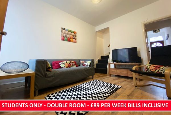 3 Bed Terraced House, Skipworth Street, LE2 - Photo 1