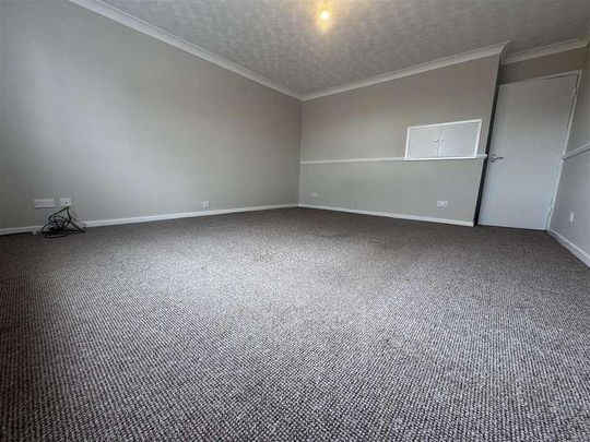 Constable Avenue, Clacton-on-sea, CO16 - Photo 1