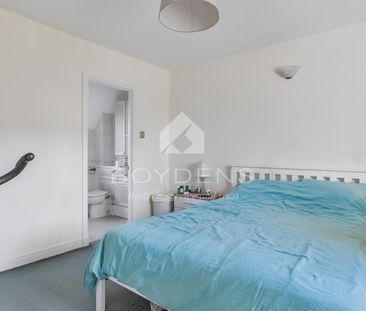 Moatfields, Colchester - Photo 2