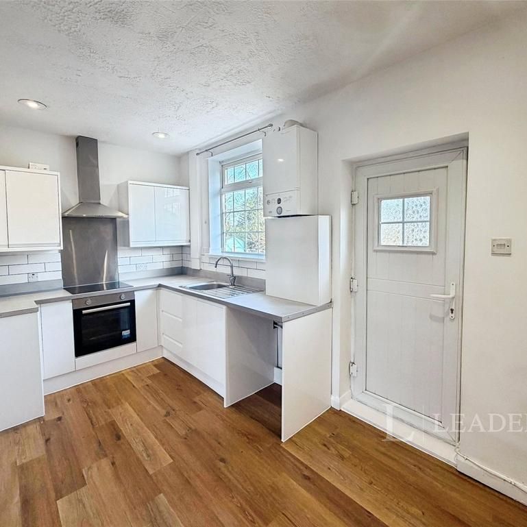 2 bedroom terraced house to rent - Photo 1