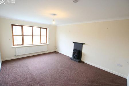 3 bedroom semi-detached house to rent - Photo 3