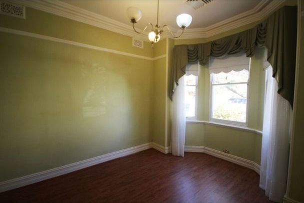 Summer Hill - Photo 1