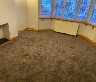 2 bedroom maisonette to rent - Photo 2