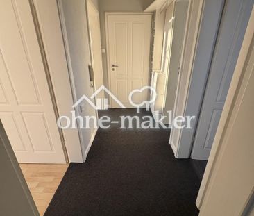 4-Zimmer-Dachgeschosswohnung mit Balkon + Einbauküche Maisach, Nutz... - Foto 1