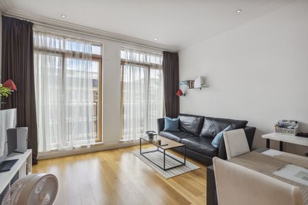 1 bedroom flat to rent - Photo 2