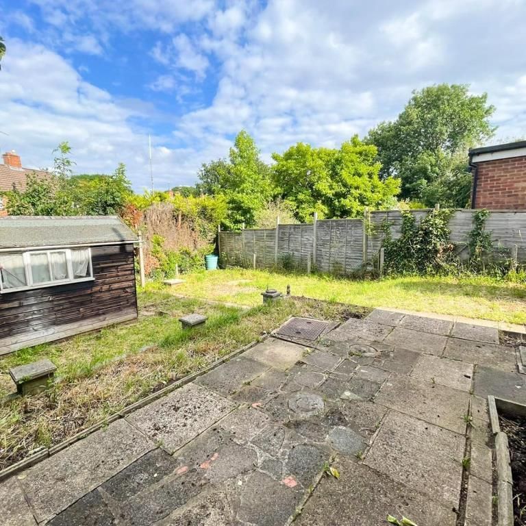 2 bedroom semi-detached house to rent - Photo 1