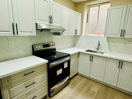 For Lease - 3 Elverton Crescent, Brampton, Ontario - Photo 3