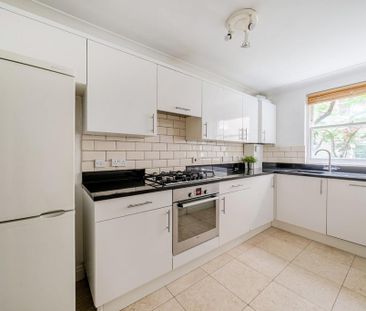 2 bedroom flat to rent - Photo 6