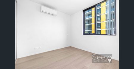 Renovated Apartment at Park Rise - Photo 4