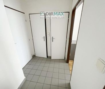 Pronájem bytu pokoj 16 m2 - Fotografie 2