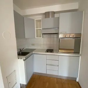 Wunderschöne 1-ZIMMER Wohnung mit Küche! - KEINE ZUSÄTZLICHEN KOSTEN - Photo 2
