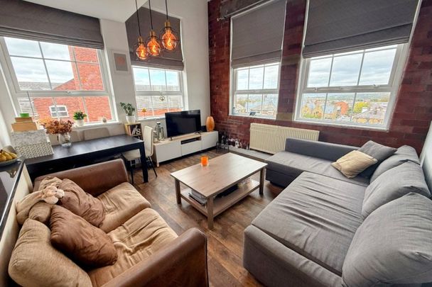 Commercial Street - Photo 1