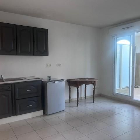 Location Appartement 1 pièce 24m² BRIGNOLES 83170 - Photo 1