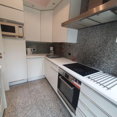 Flat dans une rue parallèle à l’av. Franklin Roosevelt - Photo 4