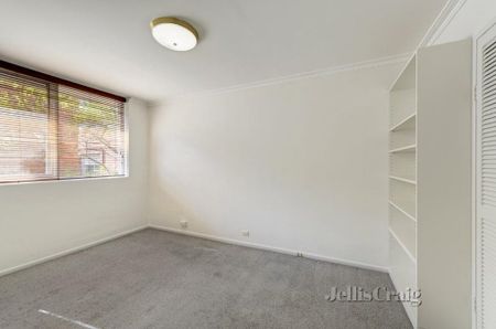 8/566 Glenferrie Road, Hawthorn - Photo 5