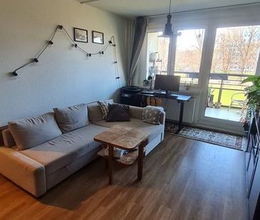 Aufgepasst: 2-Zi.-Wohnung in zentraler Lage sucht Nachmieter! - Foto 1