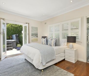 Admired Bayview Icon with Dual Street Frontage & Swim Spa - Photo 5