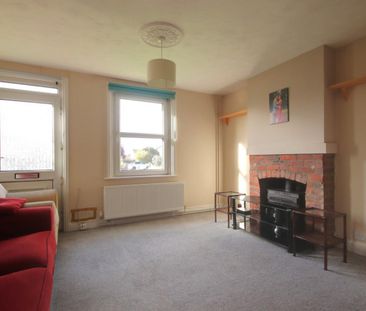 Gloucester Road, Stonehouse - Photo 3