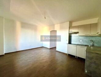 Location Appartement 2 pièces 39 m2 à Fréjus - Photo 3