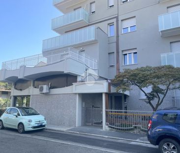 Bilocale in affitto - Photo 2