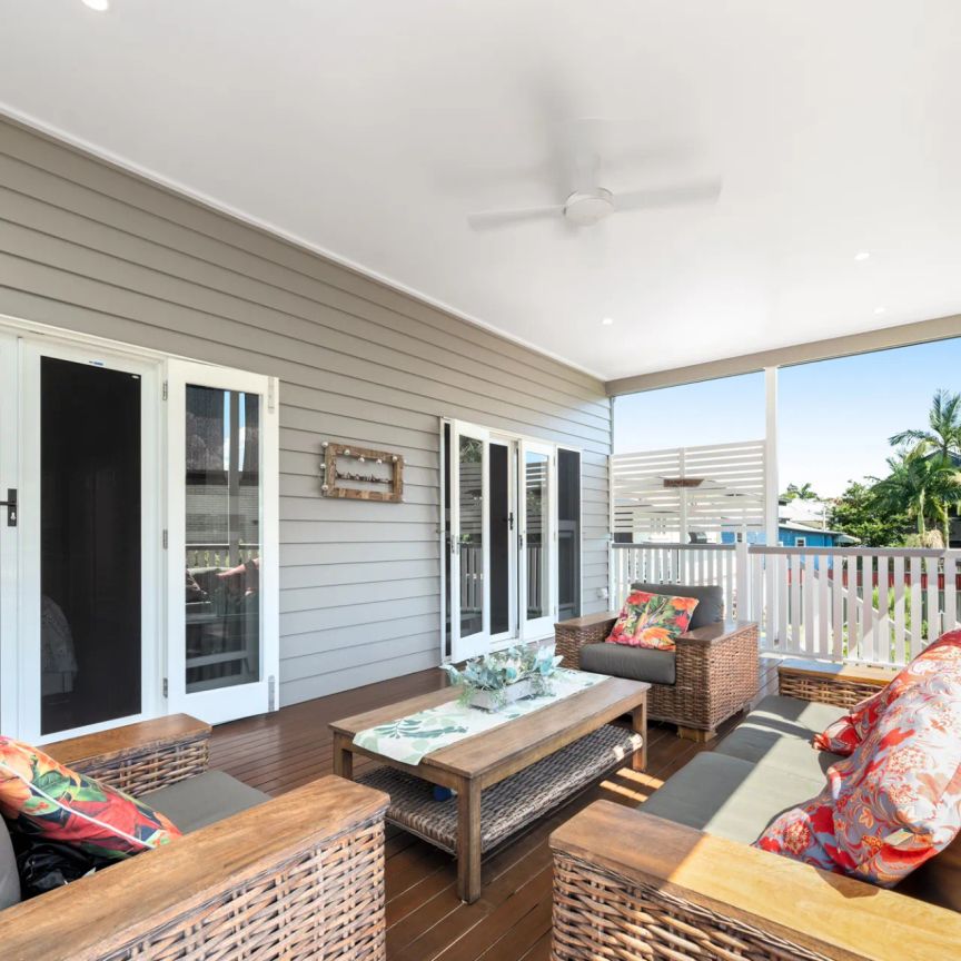 Immaculate 10 Year Old Home - Stroll to CityCats, river, cafes & IGA - Photo 1