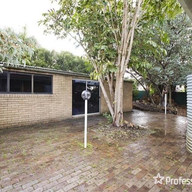 22 Solandra Way, Forrestfield WA 6058 - Photo 1