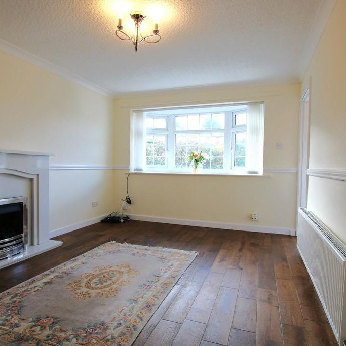 2 bedroom semi-detached bungalow to rent - Photo 1