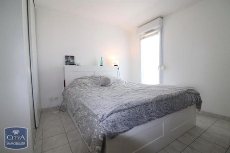 Location Appartement 3 pièces 54m² MONTFAVET 84140 - Photo 2