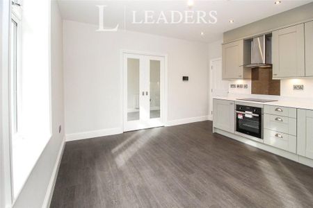 1 bedroom flat to rent - Photo 4