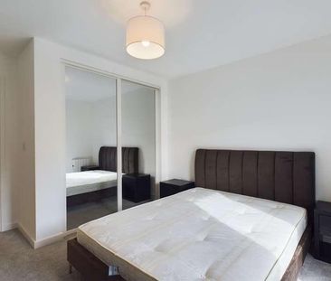 Hampton Place, Ashford, TN23 - Photo 4